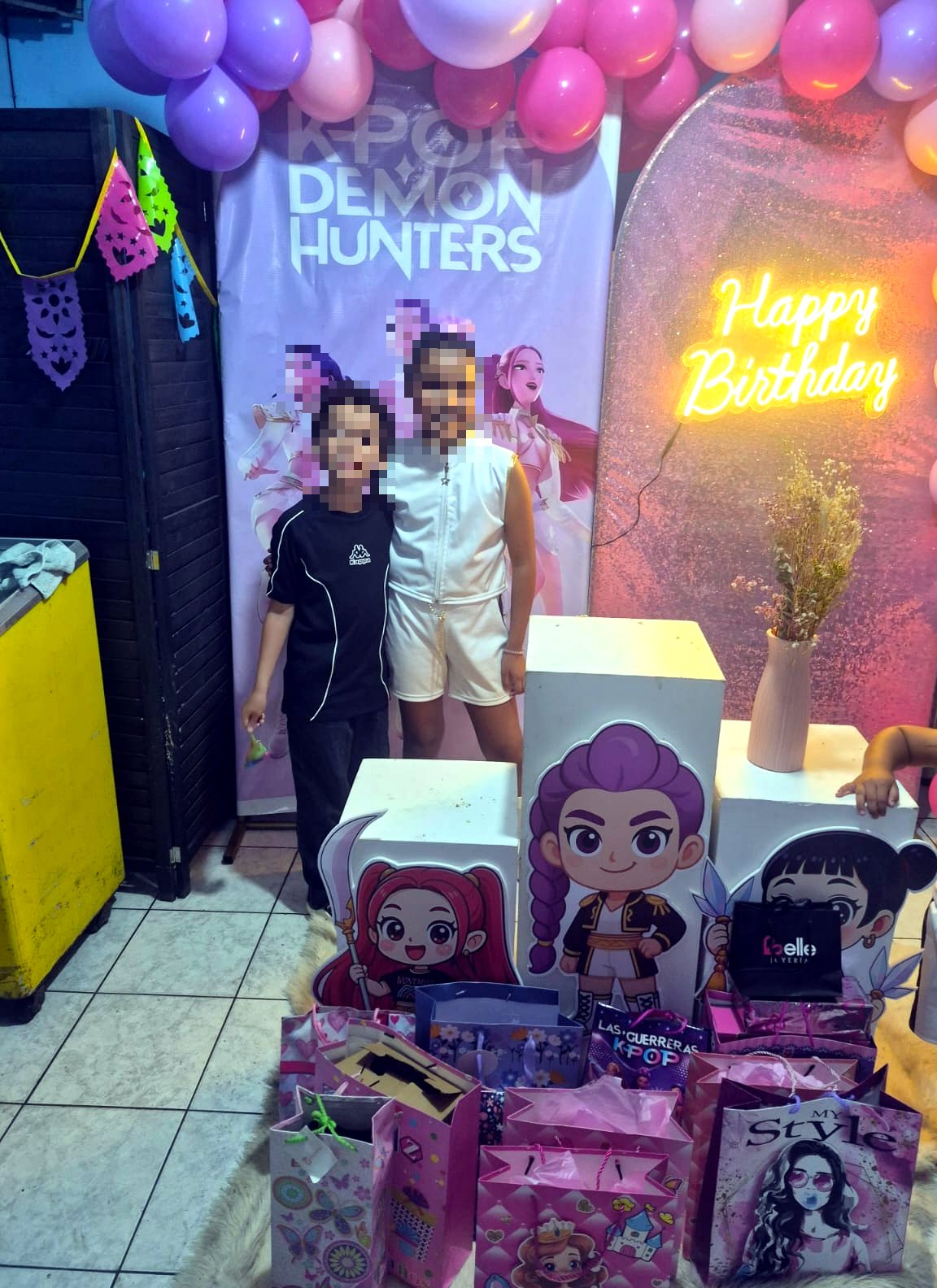Decoración de Cumpleaños KPOP